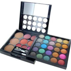 Malibu Glitz Ultimate Combination Makeup